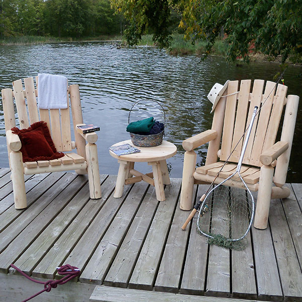 Cedar Log Round End Table